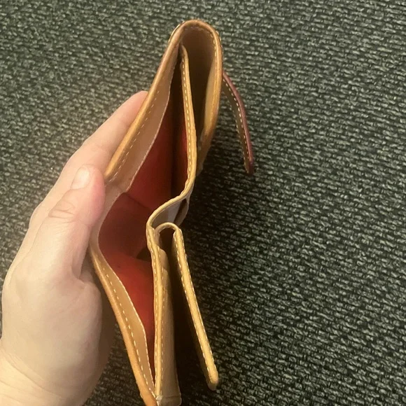 Vintage Dooney & Bourke wallet  All-Weather Leather collection pebbled leather - Picture 6 of 12